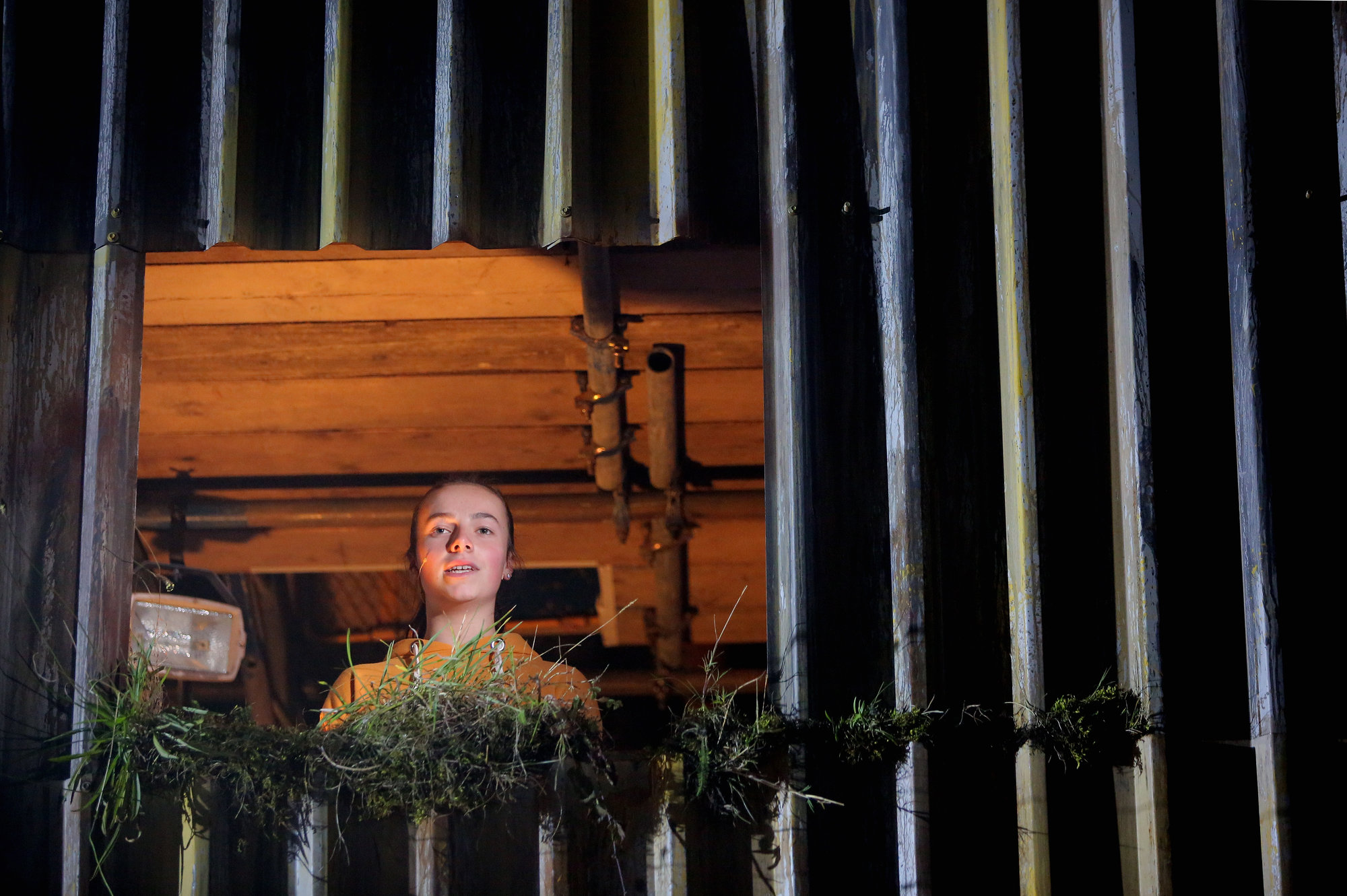 Pictured: Re: Dress rehearsal of "We'Re Still Here", a play created by Rachel Trezise, Common Wealth and the National Theatre Wales about steelworkers, which will be performed in Byass Works, a disused industrial unit, in Port Talbot, south Wales, UK.