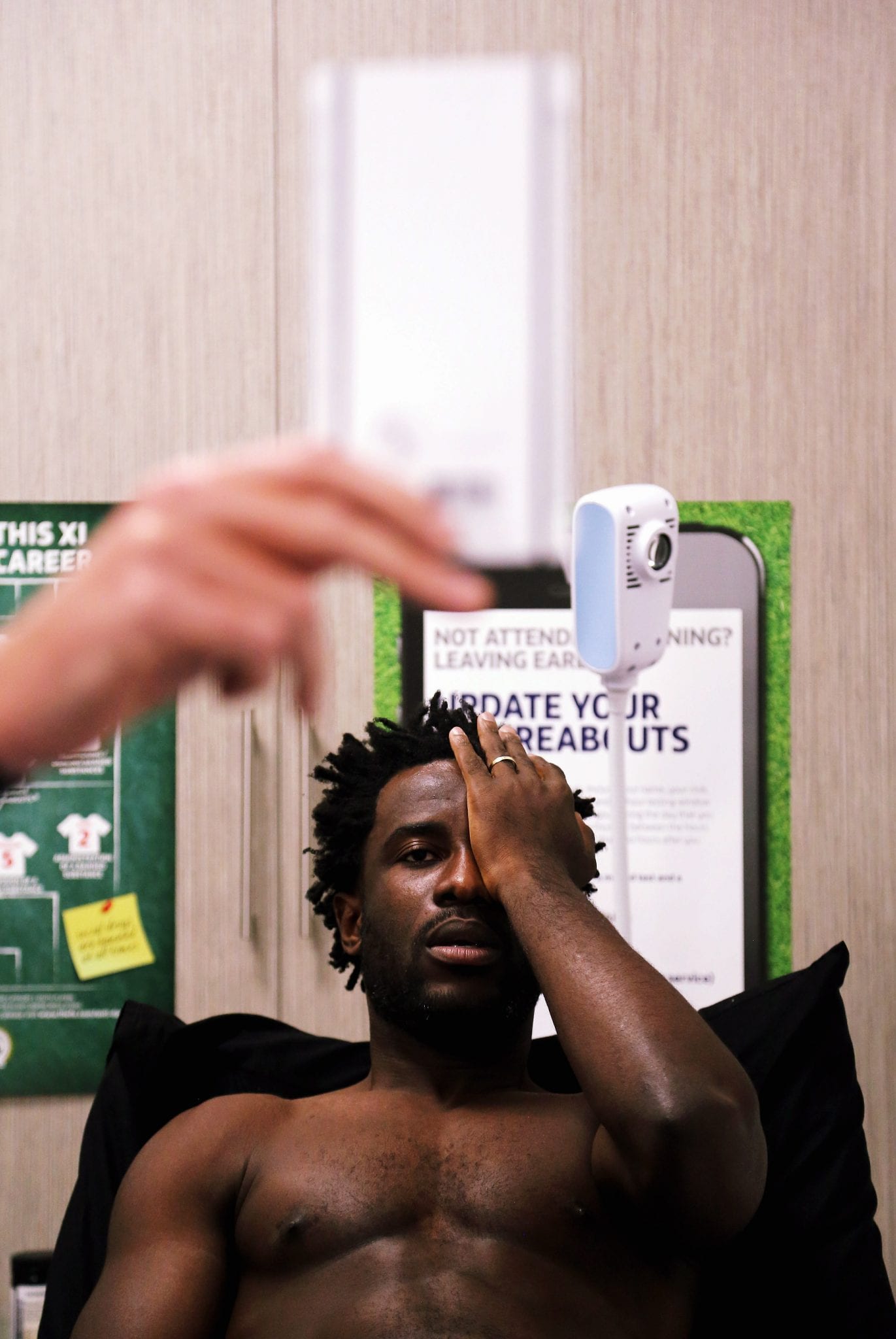 Pictured: Wilfried Bony is examined by team doctor Jez McCluskey during his medical at the Fairwood Training Ground, Wales, UK. Thursday 31 August 2017 Re: Wilfried Bony has signed a contract with Swansea City FC.